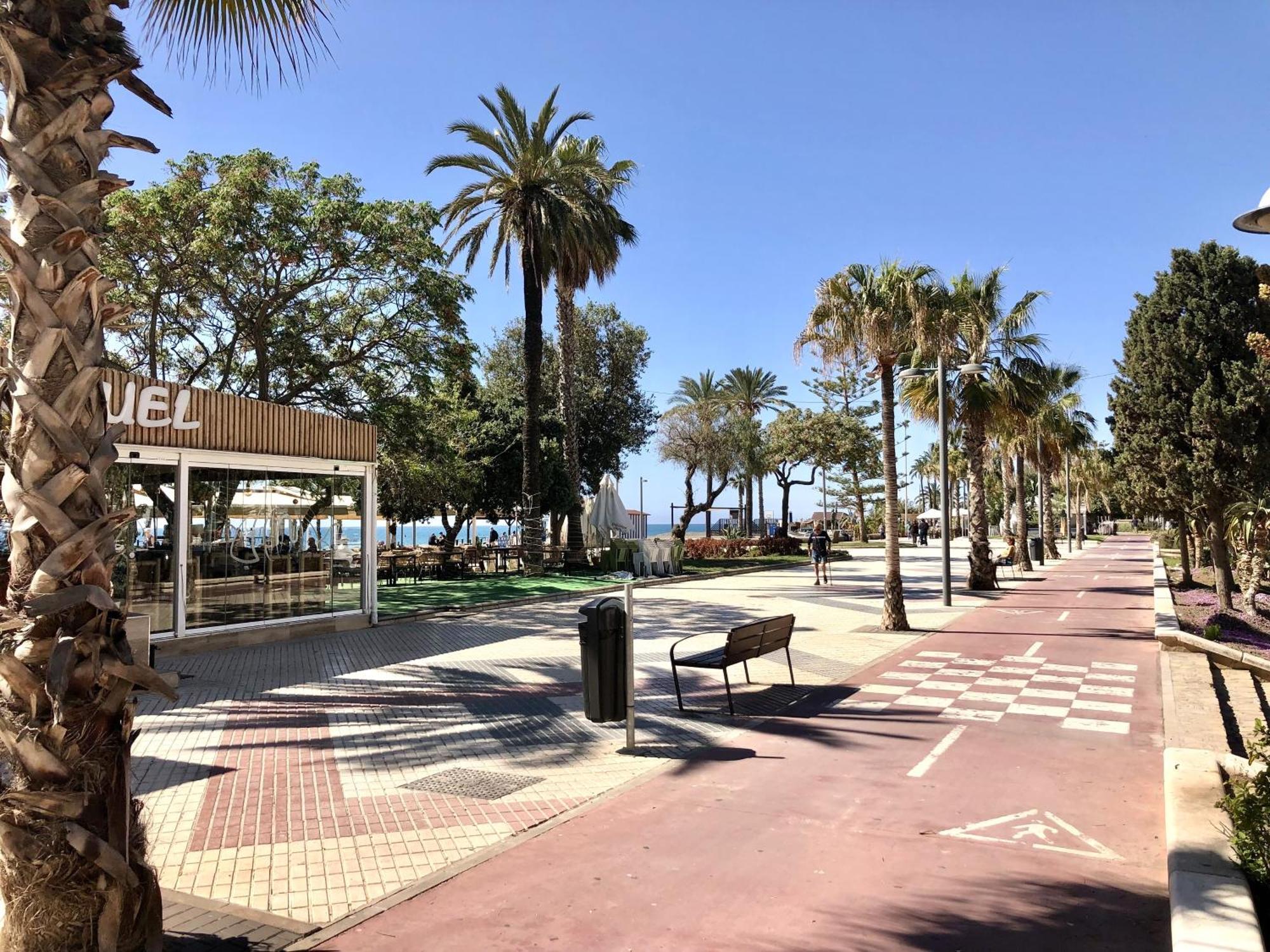 Grand Patio Apartment Torre Del Mar Luaran gambar
